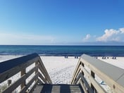 207 Tropical Isle Beach Villa with Loft ~ Sleeps 6~FREE BEACH SVC