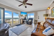 301 Aqua Villa~Beautiful View~Sleeps 6 ~Free Beach Service/Free Daily Passes