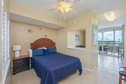 Gulfside Villa 308 Beachside Studio with Island Views & Resort Amenities