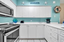 217 Island Princess - 3 Bed 3 Bath Beachfront Condo Sleeps 8 ~FREE BEACH SVC