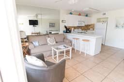 Tropical Isle 103 ~ 1 Bedroom/1 Bath Sleeps 5