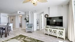 712 Island Princess - 5 Star Penthouse with Balcony on Okaloosa Island
