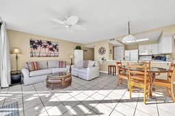 408 Island Princess~Gulf Front with Balcony~FREE Beach Service - Image 4