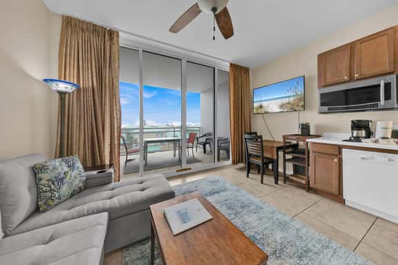 Destin West Villa 406 Studio Sleeps 3 ~Balcony ~ FREE BEACH SERVICE - Image 1