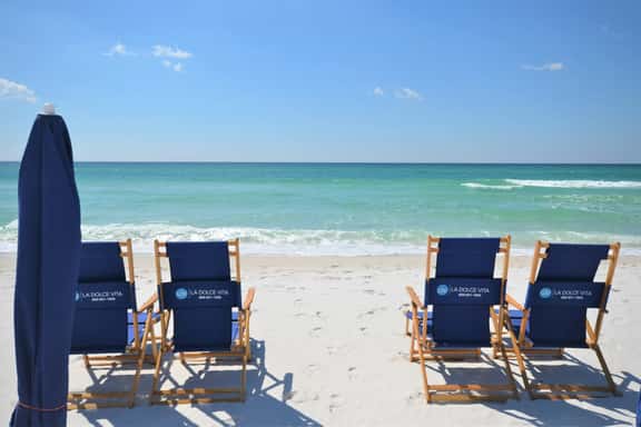 104 Island Princess Gulf Front ~ 2br/2ba sleeps 6 ~ Free Beach Service - Image 1