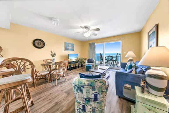 Pelican Isle 408  Summer Haven Beach front ~ Beach Svc Included - Image 1