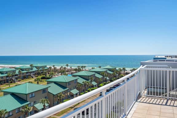 Destin West Villa Penthouse-Panoramic Viewof Gulf+Bay - Image 1
