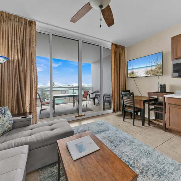 Destin West Villa 406 Studio Sleeps 3 ~Balcony ~ FREE BEACH SERVICE - Image 1