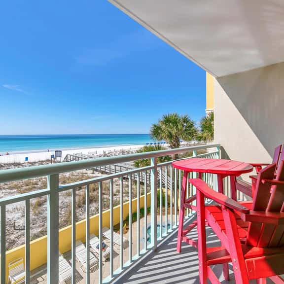 Pelican Isle 217 Gulf front with Balcony sleeps 6 - Image 1