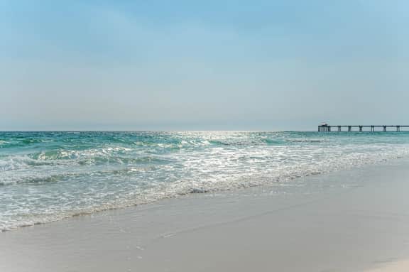Destin West Villa 308 ~ Studio Sleeps 4 ~ Free passes to local attractions - Image 2