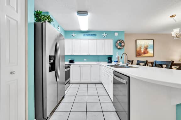 217 Island Princess - 3 Bed 3 Bath Beachfront Condo Sleeps 8 ~FREE BEACH SVC - Image 2