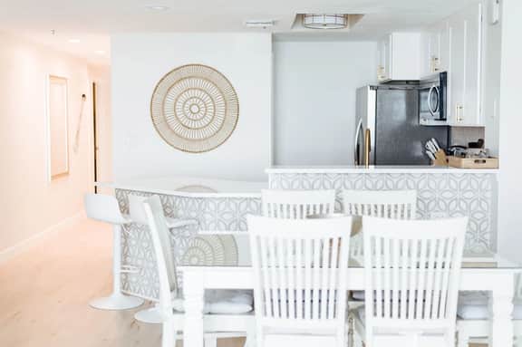 Sterling Sands 304~ 2/2 Condo~Heart of Destin ~ Weekend Special