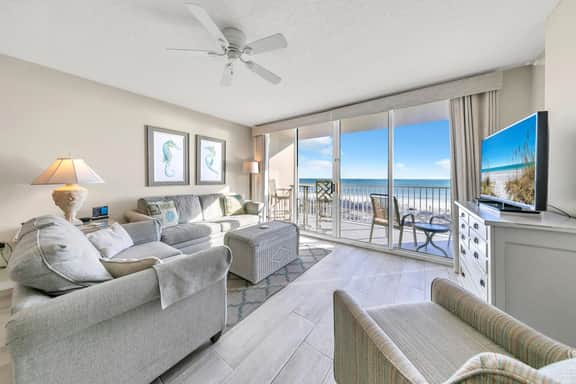 305 Island Princess Stunning Sunset Views ~ Beachfront Condo ~ Free Beach Svc