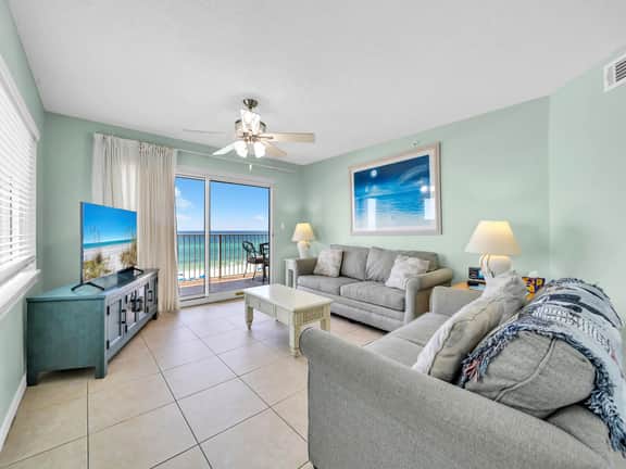 Summerlin 401 Corner Balcony Overlooking Beach ~ Beach Svc Included