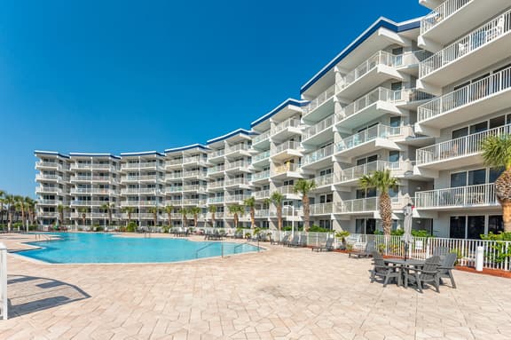 Destin West Villa 308 ~ Studio Sleeps 4 ~ Free passes to local attractions - Image 1