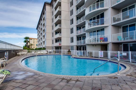 217 Island Princess - 3 Bed 3 Bath Beachfront Condo Sleeps 8 ~FREE BEACH SVC - Image 1
