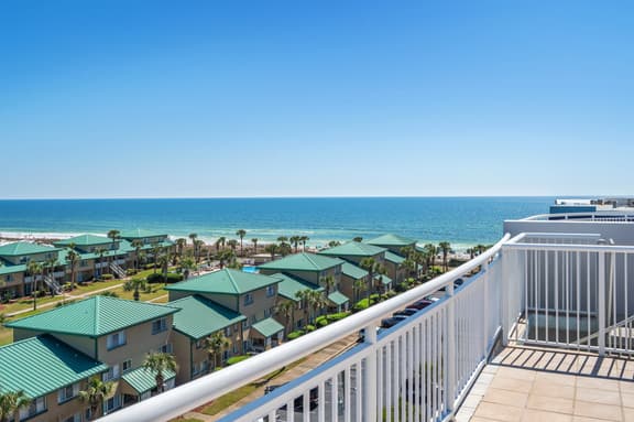 Destin West Villa Penthouse-Private Rooftop Hot Tub-Panoramic Viewof Gulf+Bay