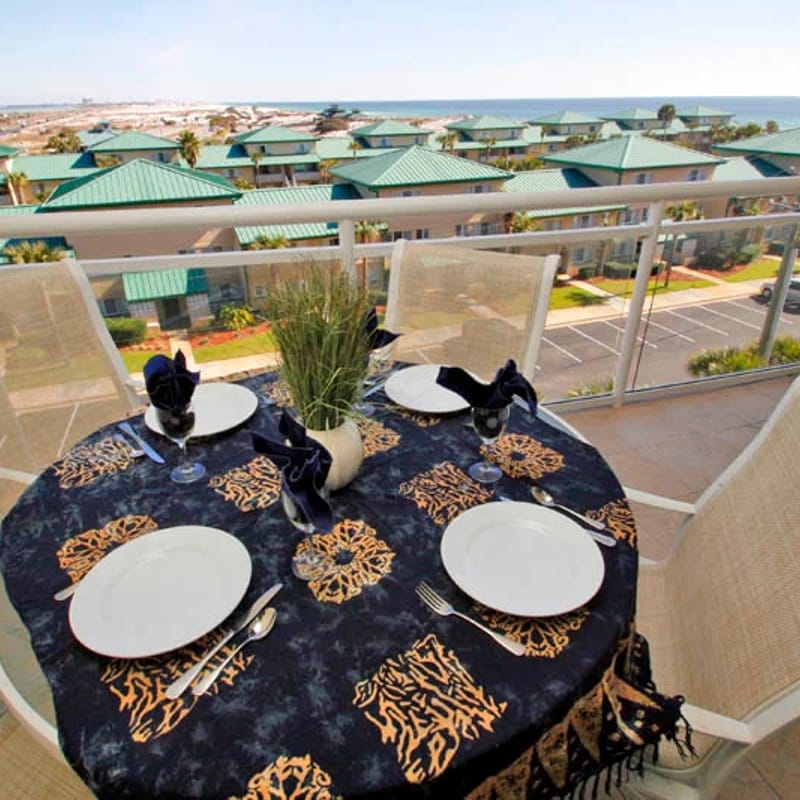 Destin West Villa 504   ~ Studio with Balcony ~ Free Beach Service